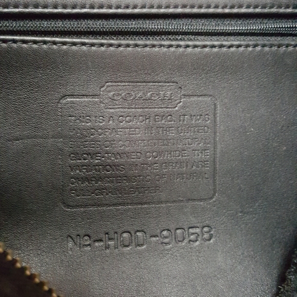 🔥 Vintage Coach leather shoulder bag PRICE IS FIRM - Picture 10 of 11